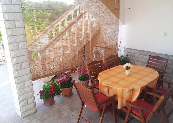 Brkovic Apartman Sukošan