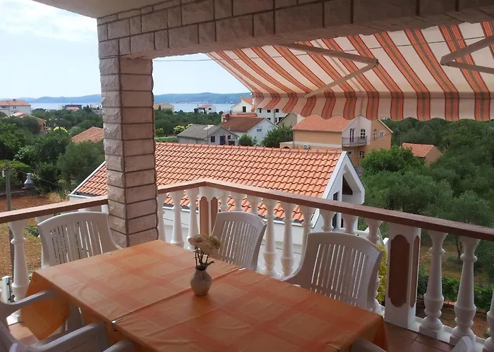 Brkovic Apartman Sukošan