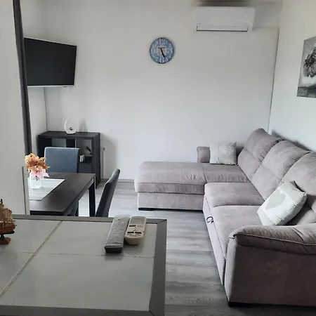 Apartment Brkovic Sukošan